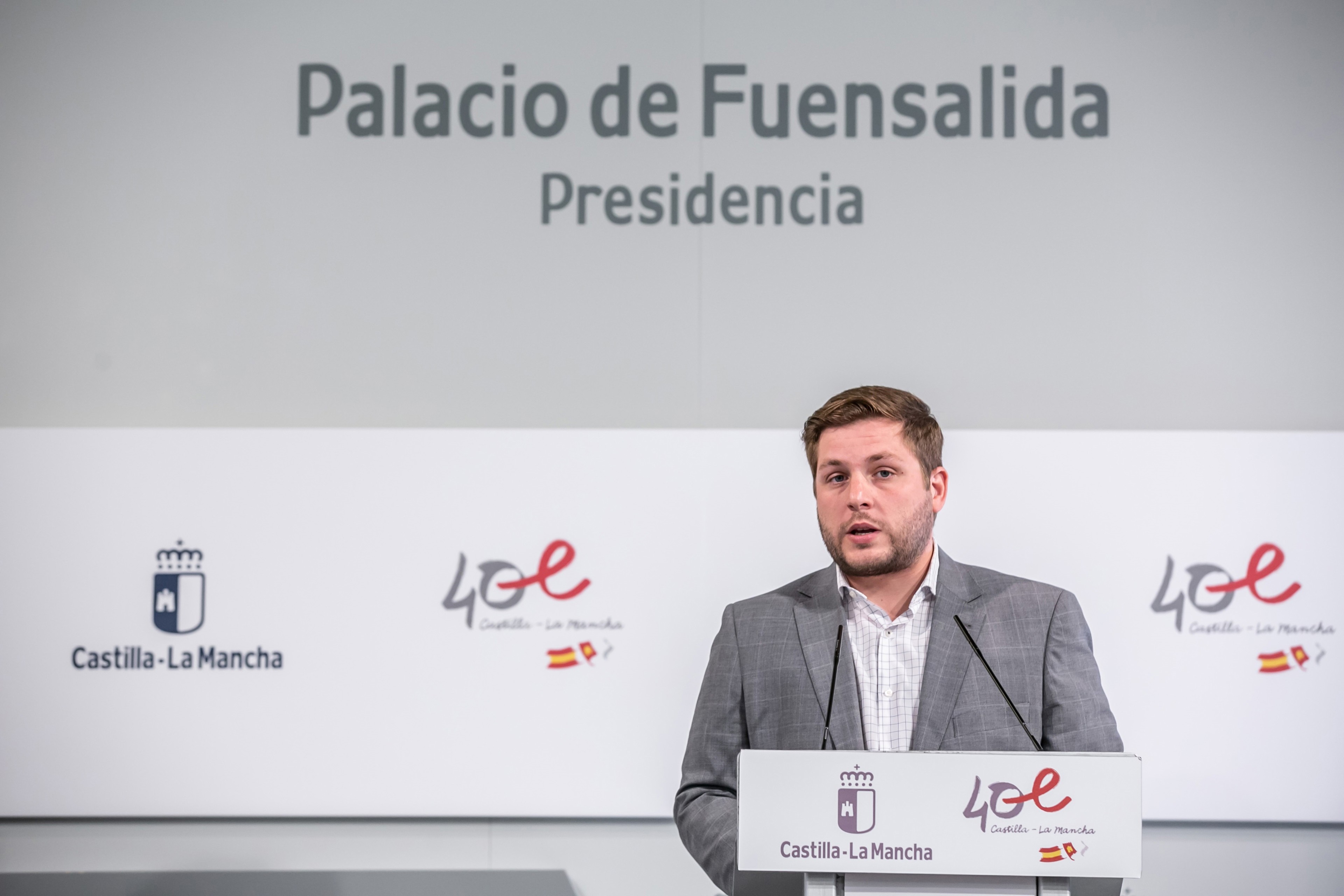 El consejero de Fomento, Nacho Hernando, ofrece una rueda de prensa en el Palacio de Fuensalida para hablar de asuntos del Consejo de Gobierno relacionados con su departamento.