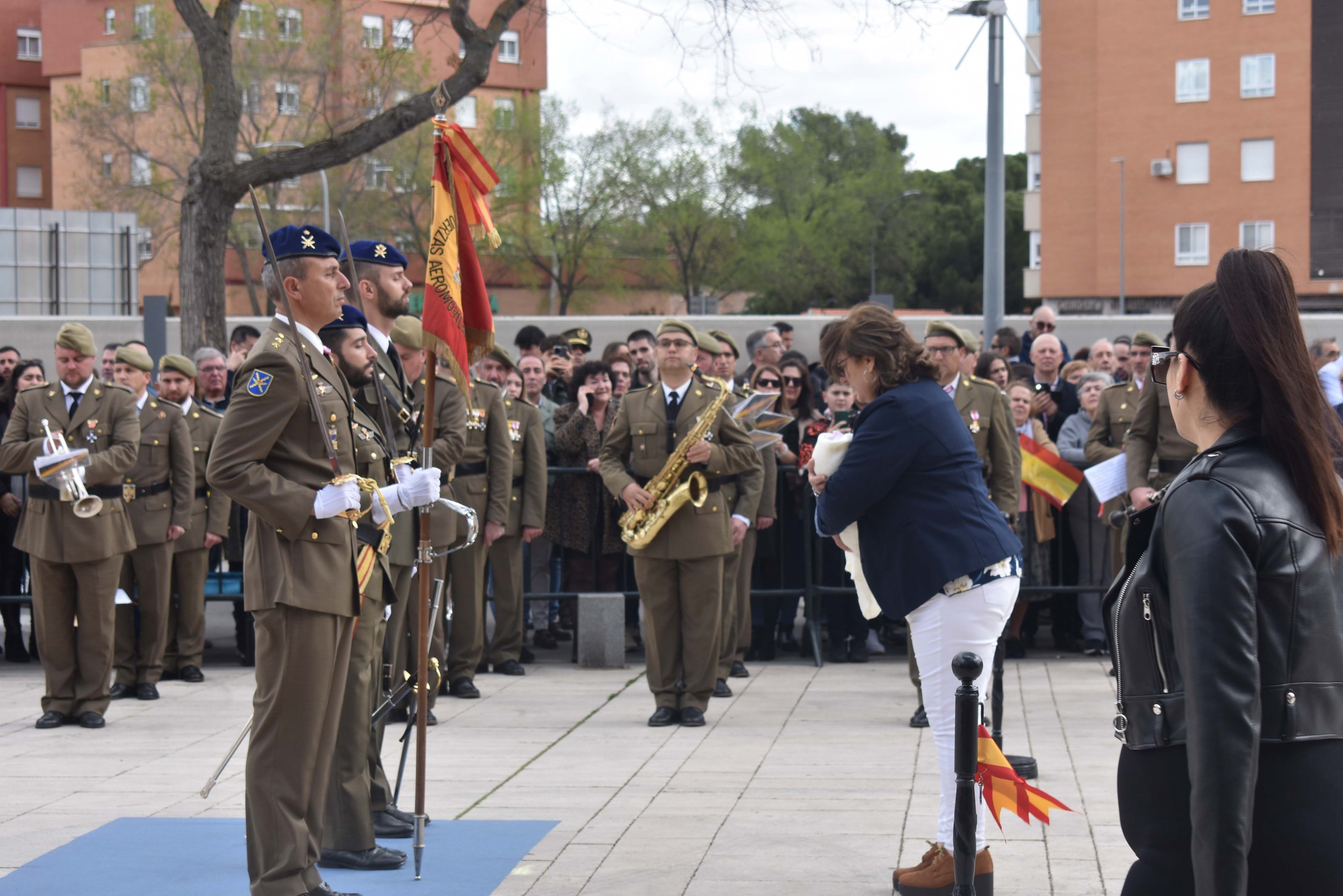 Más de 300 jurandos participan en la jura de bandera celebrada en la Puerta de Toledo de Ciudad Real