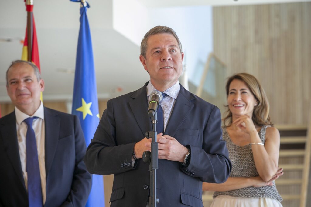 Page cree que cuando se apela al Ejército ante la llegada de cayucos «se hace de menos» a Guardia Civil y Policía