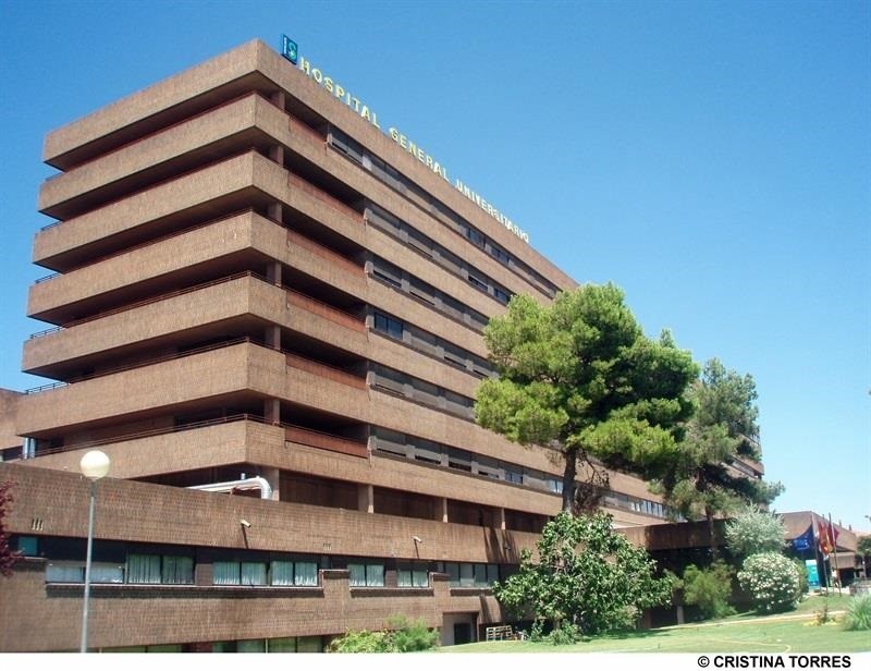 Trasladan en helicóptero a un motorista de 14 años tras colisionar contra un turismo en Abengibre (Albacete)