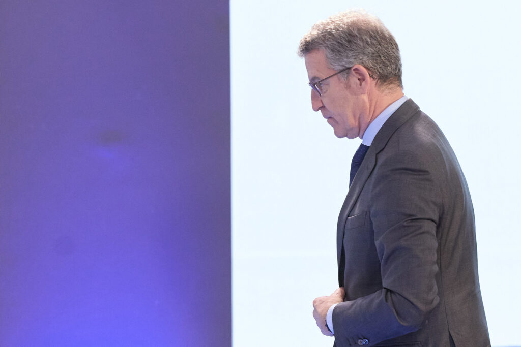 Feijóo: «Sánchez vino para acabar con la corrupción y es el más acosado por corrupción de la historia democrática»