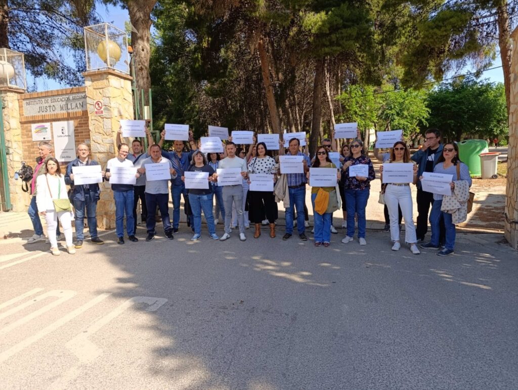 Junta de Personal de Albacete exige la dotación y cobertura de la plaza de administrativo del IES Justo Millán de Hellín